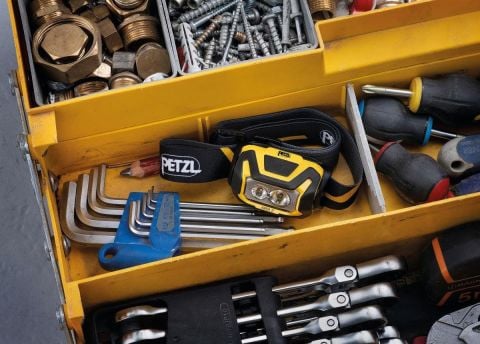 PETZL ARİA 2 KAFA LAMBASI (450 LÜMEN)